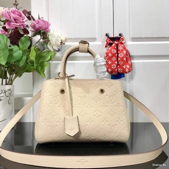 BB MONTAIGNE VUITTON LOUIS 1103